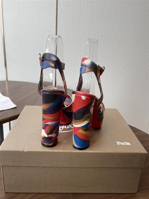 20251128101049925 340